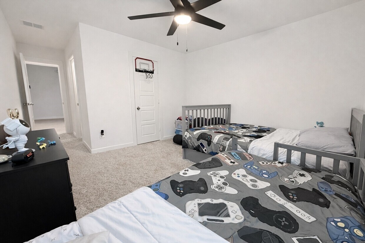 Foto del edificio - 8554 Tropical Breeze Wy