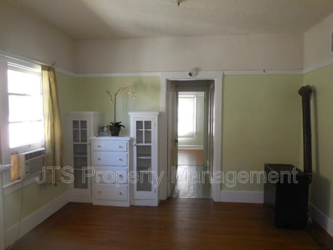 Building Photo - 1725 1727 2