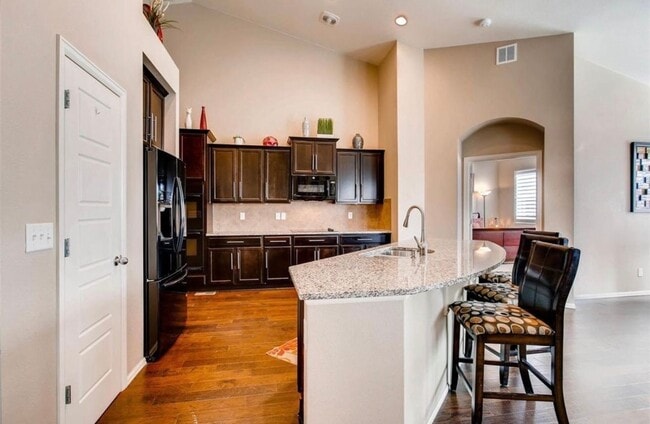 Foto del edificio - Beautifully updated home in a fantastic Parker neighborhood