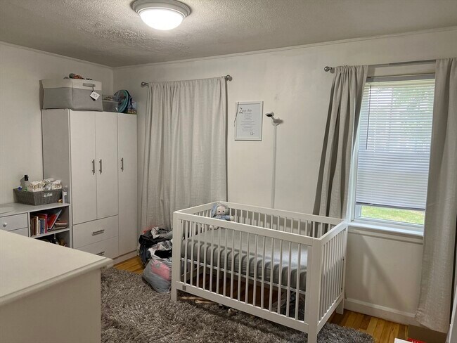 Building Photo - 5-7 Oran Rd