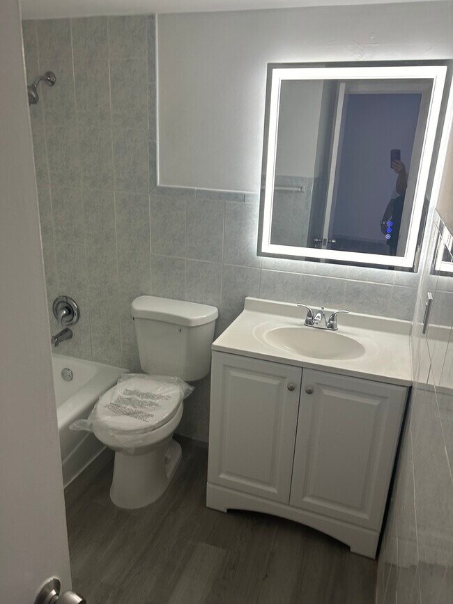 Foto del edificio - 4725 NW 7th St