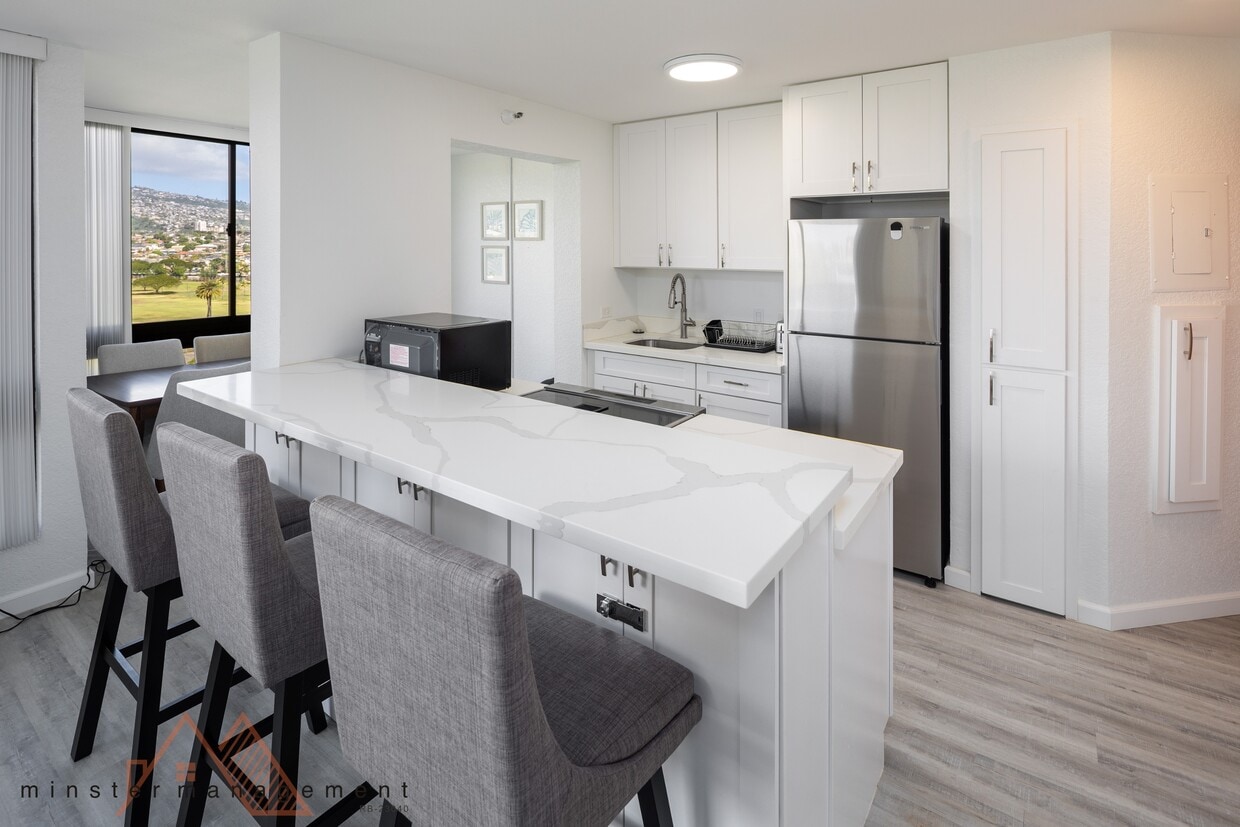 Photo - 300 Wai Nani Way (Honolulu, HI)