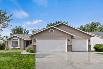 Building Photo - 4467 S Falconrest Way