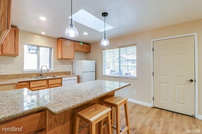 Foto del edificio - 2 br, 1 bath House - 3704 Primrose Rd
