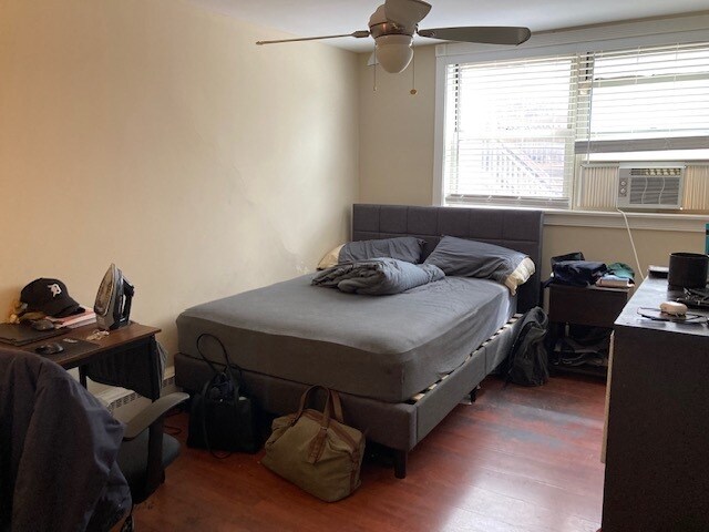 Foto del edificio - 2241 W Farwell Ave