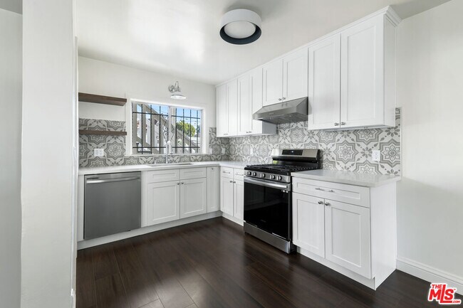 Foto del edificio - 2906 Dalton Ave