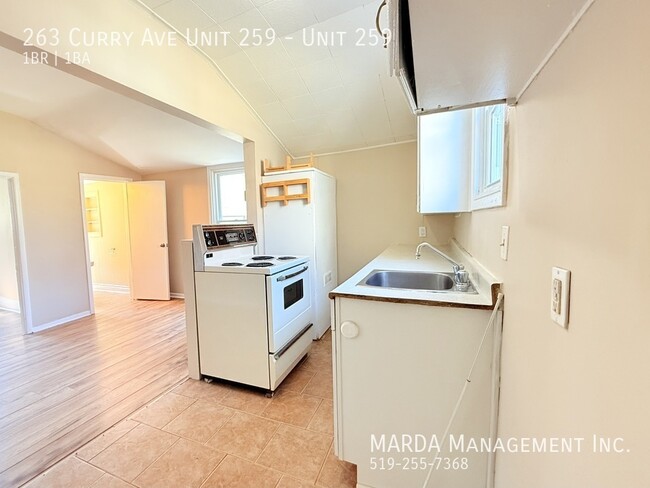 Photo du bâtiment - COZY 1-BEDROOM/1BATH MAIN FLOOR APARTMENT+...