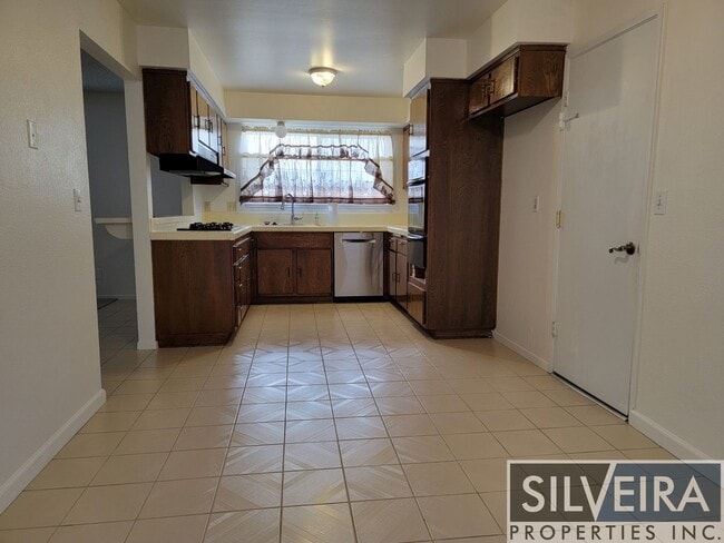 Foto del edificio - Charming 3 bed 2 bath home in Santa Maria