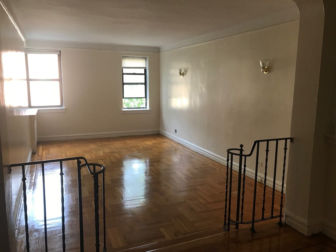 2260 Bronx Park E, Bronx, NY 10467 Apartments in Bronx, NY