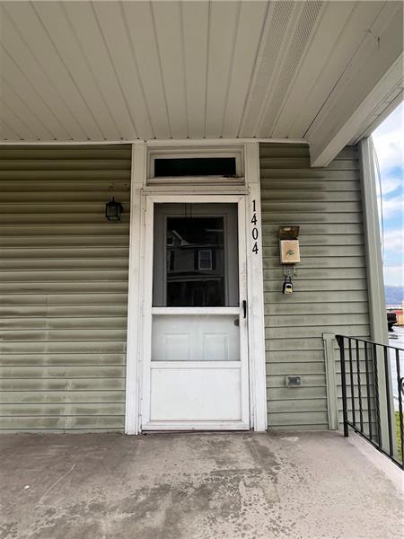 Building Photo - 1404 2nd Ave