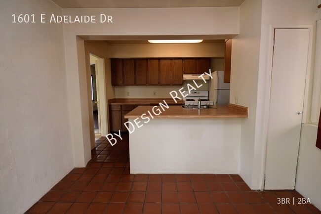 Building Photo - Midtown 3 Bed 2 Bath Bungalow