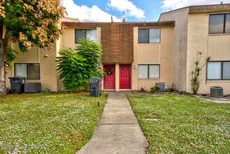Building Photo - 4749 Sisson Rd