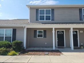 Building Photo - 601 Peletier Loop Rd