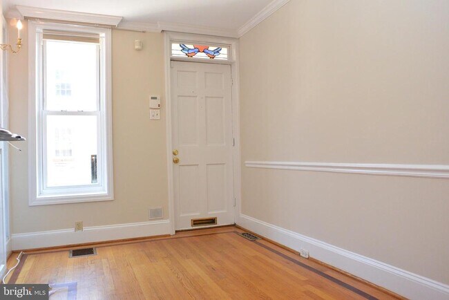 Building Photo - 30 E Wheeling St