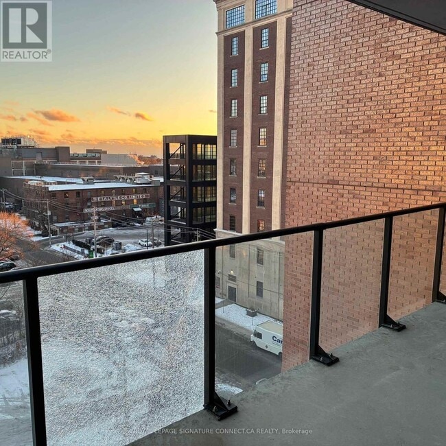 Building Photo - 181 Sterling Rd