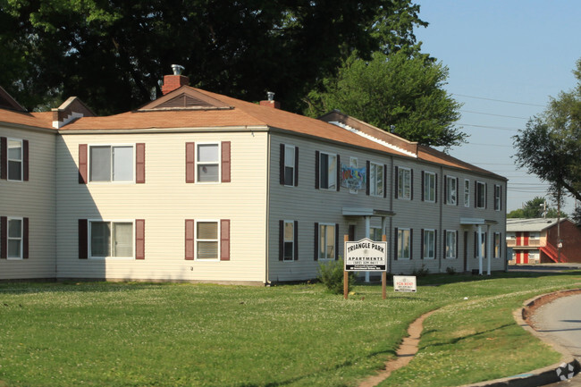 Foto del edificio - Triangle Park Apartments