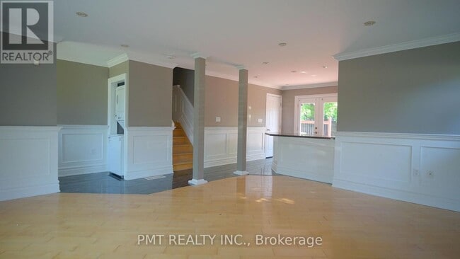 Building Photo - 7 Waterbury Dr
