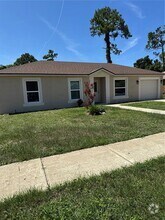 Building Photo - 18 Starling Dr
