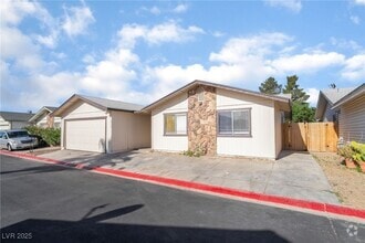Building Photo - 4739 Buena Vista Way