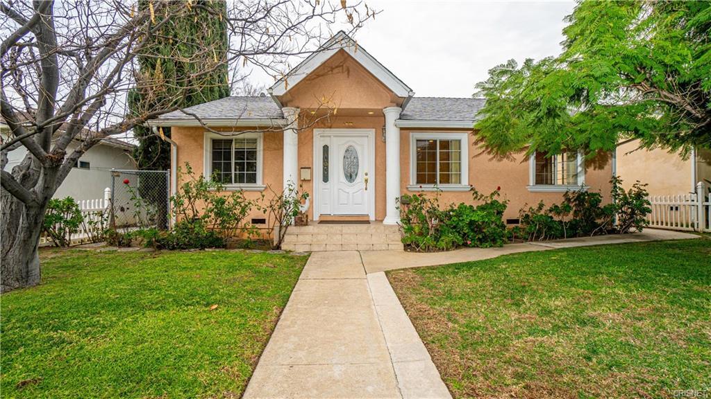 5676 Lindley Ave, Encino, CA 91316 House Rental in Encino, CA