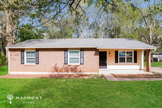 Building Photo - 4025 Oak Ridge Dr