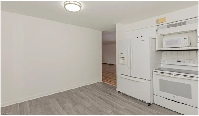 Foto del edificio - 6699 Glenn Allen