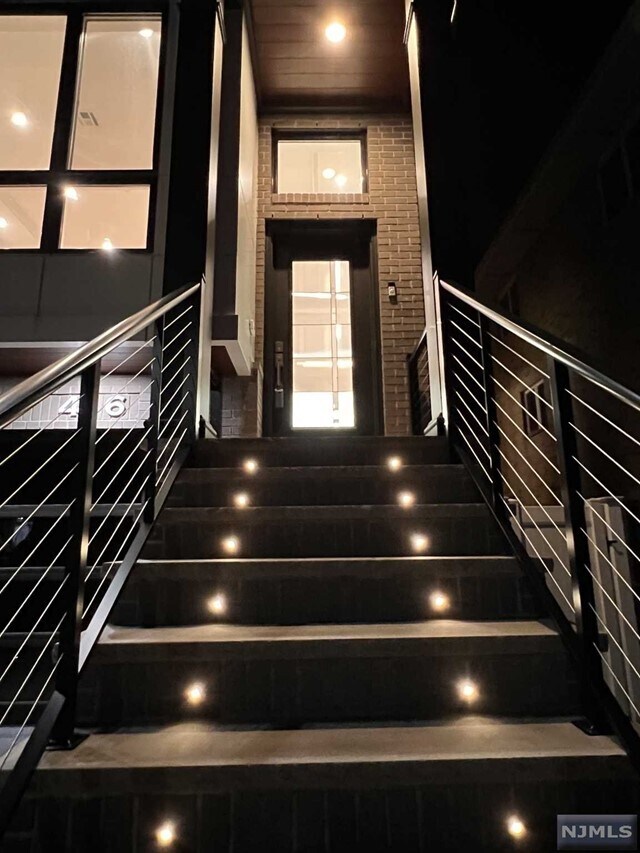 Foto del edificio - 416 Lawton Ave