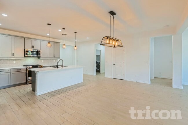 Foto del edificio - 24896 N 144th Ln