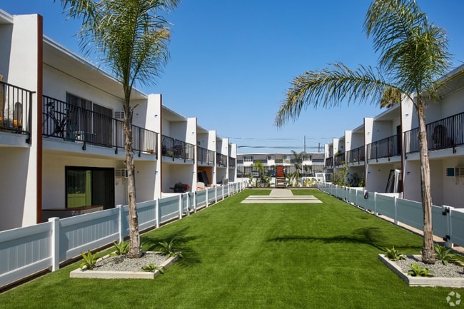 Photo - 1740 Redondo Ave Apartment