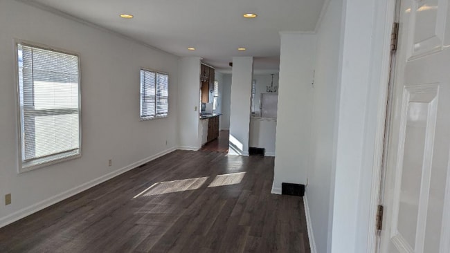 Building Photo - 1721 Mershon St