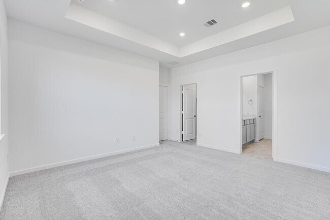 Building Photo - 9735 Bixby Crk Dr