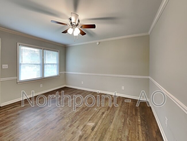 Foto del edificio - 838 Cone Rd