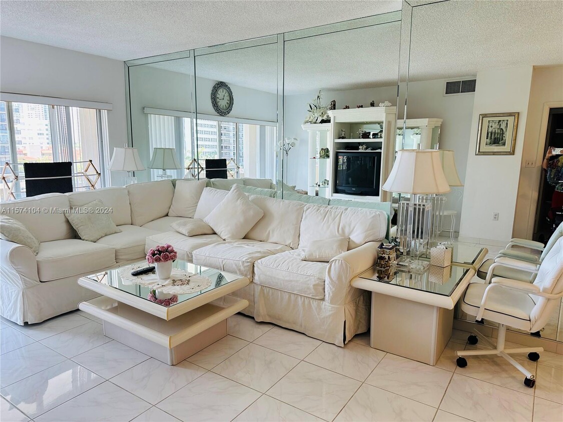 Foto principal - 1985 Ocean Dr