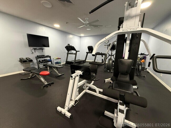 Foto del edificio - 3540 S Ocean Blvd