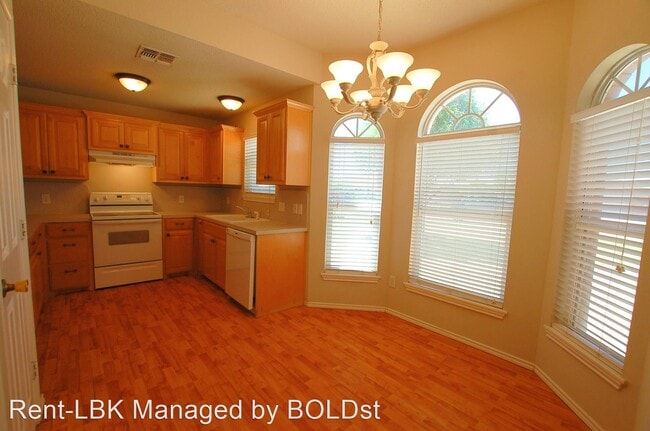 Building Photo - 3 br, 2 bath House - 908 11th Street