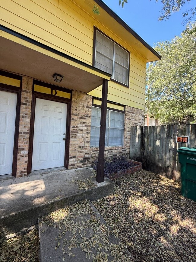 Building Photo - 1301 Indian Trail