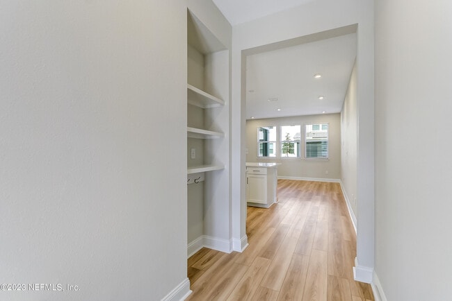 Foto del edificio - 14167 Pier Ln