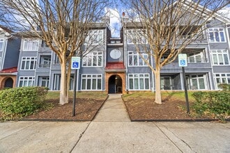 Building Photo - 1127 Lake Heron Dr