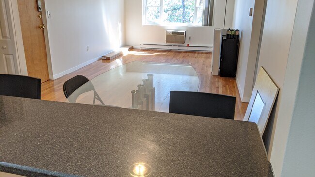 Foto del edificio - 22 Laurel St