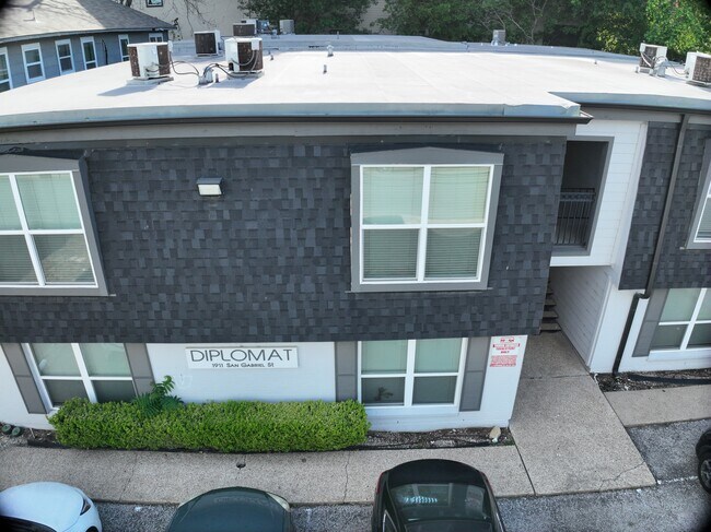 Exterior 3D - Diplomat Apartments