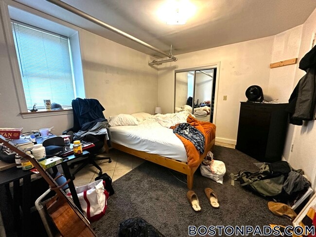 Foto del edificio - 35 Cummings Rd