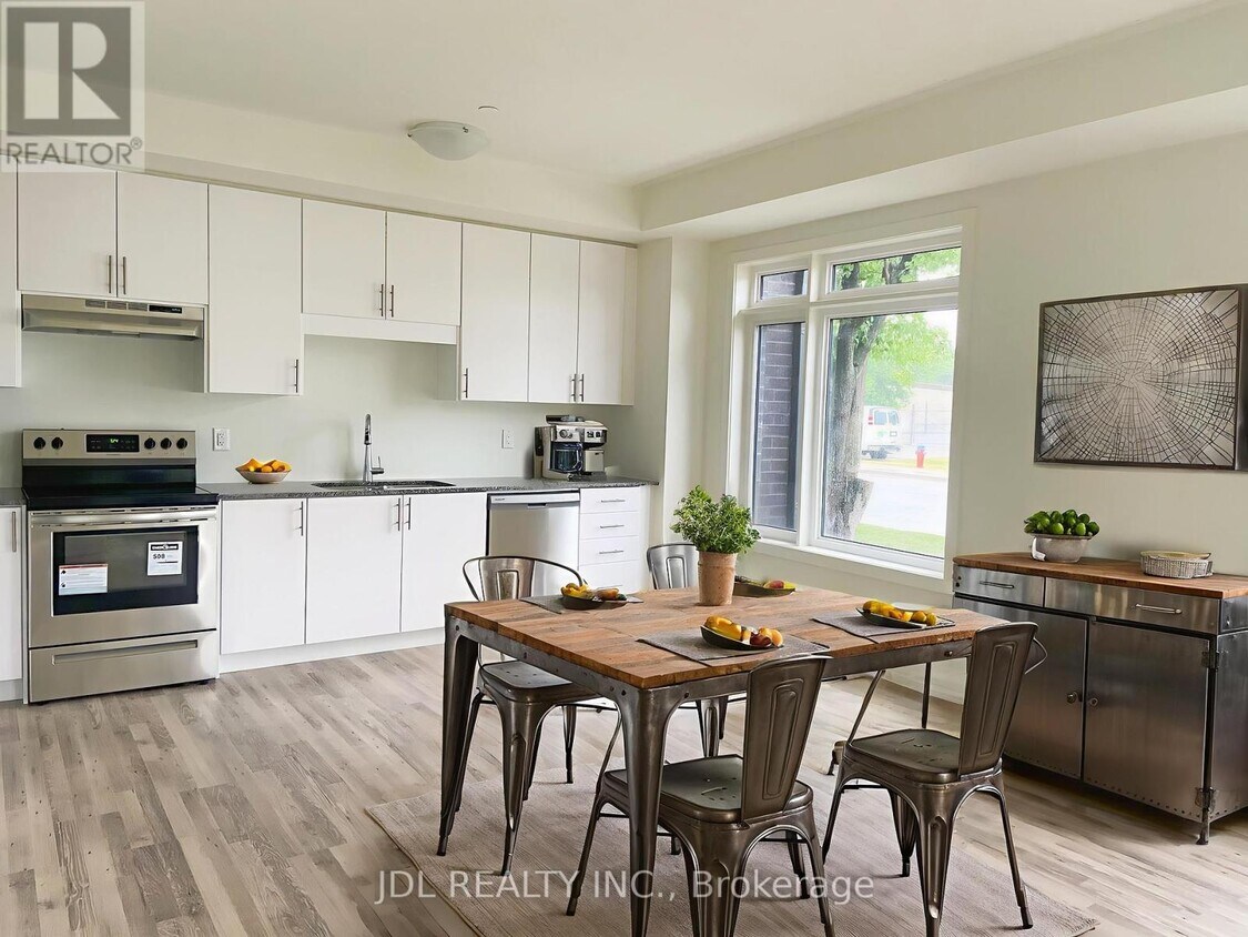 Photo principale - 370 A-370A Red Maple Rd