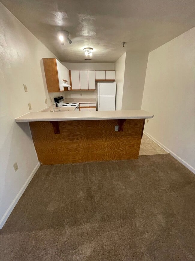 Photo - 4 Bedroom 2 Bathroom 2nd Floor Apartment