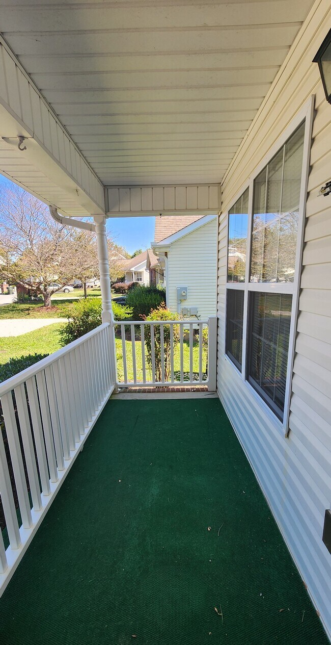 Foto del edificio - 1521 Mayberry Ln