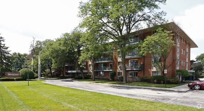 Building Photo - Shalamar East Apartments