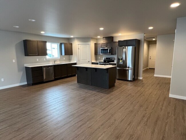 Foto del edificio - 1098 S New Oak Ln