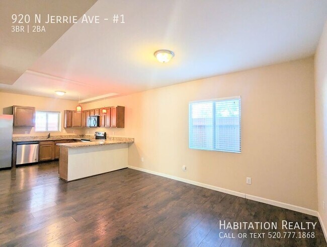 Foto del edificio - 920 N Jerrie Ave