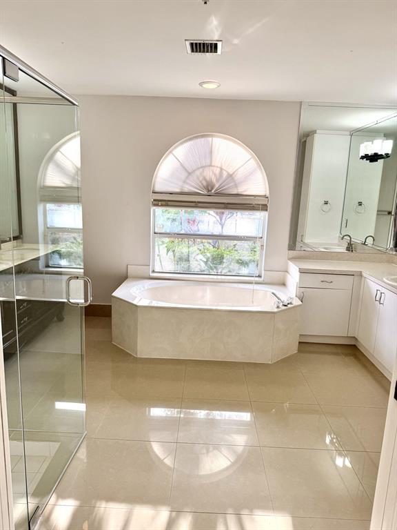 Foto del edificio - 5749 NW 101st Way