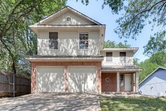 Building Photo - 5805 Lark Creek Dr