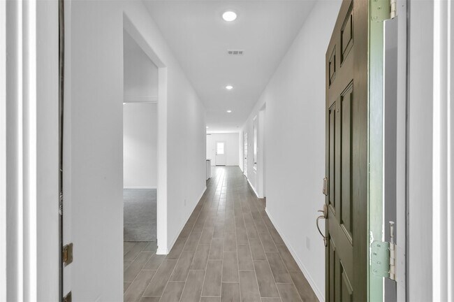 Foto del edificio - 9699 Caney Trails Rd